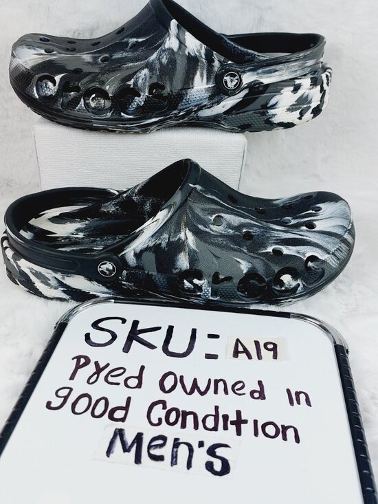 Crocs Men\'s Black/White Baya Marbled Signature Classic Slip-On Clogs Size US 12 main image 6